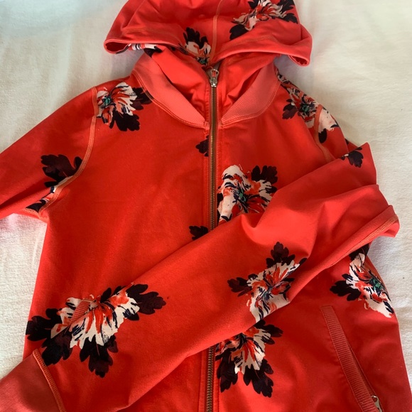 Lululemon jacket - Picture 1 of 6